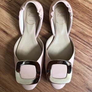 Roger Vivier Chips Ballerinas in Patent Leather